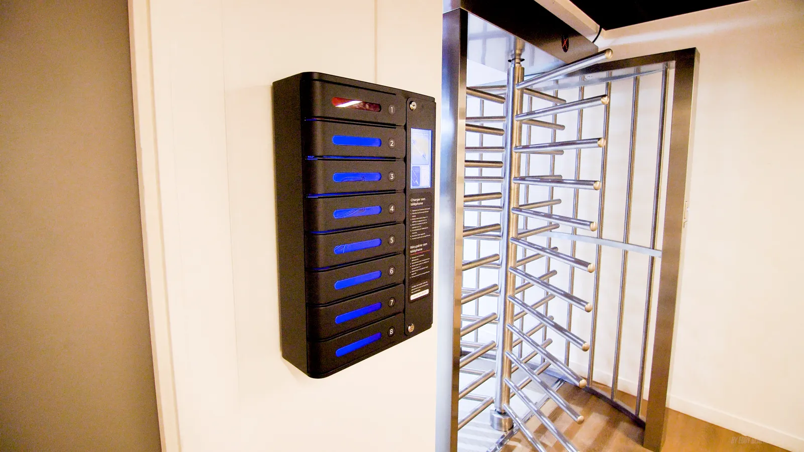Planète Fitness Dijon : les casiers de recharge