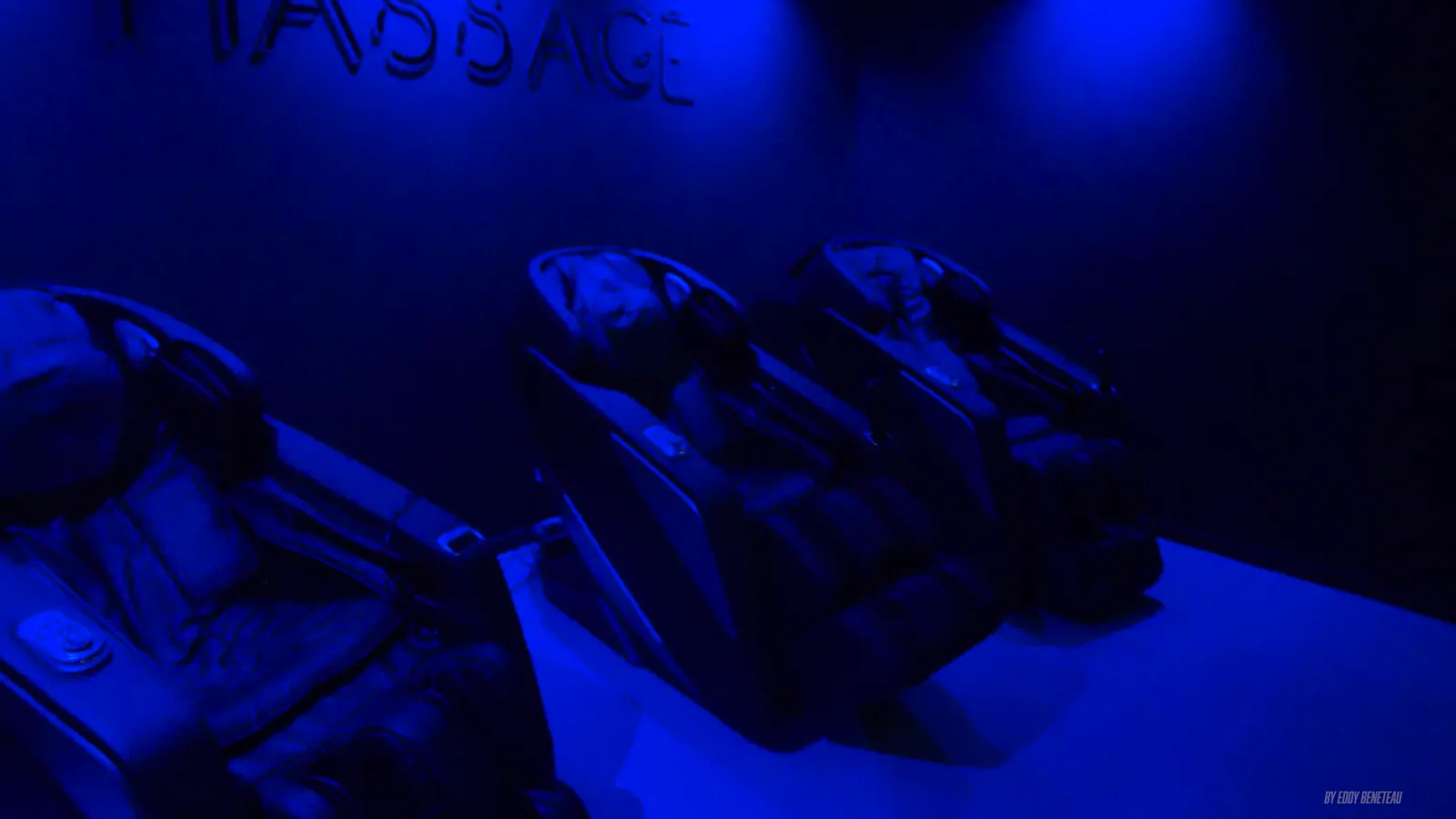 Espace bien-être avec sièges massants