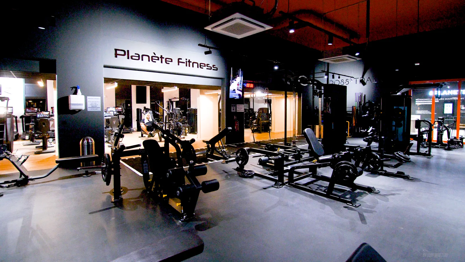 Plateau d’entraînement d’un club Planète Fitness